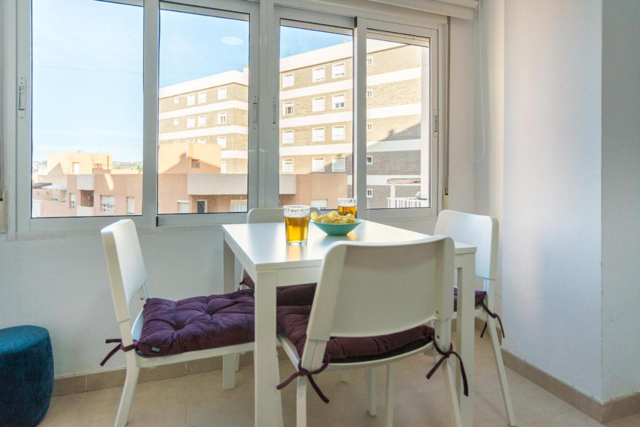 Apartmán Mp6-Cathedral Views Apt Right On The Beach Màlaga Exteriér fotografie